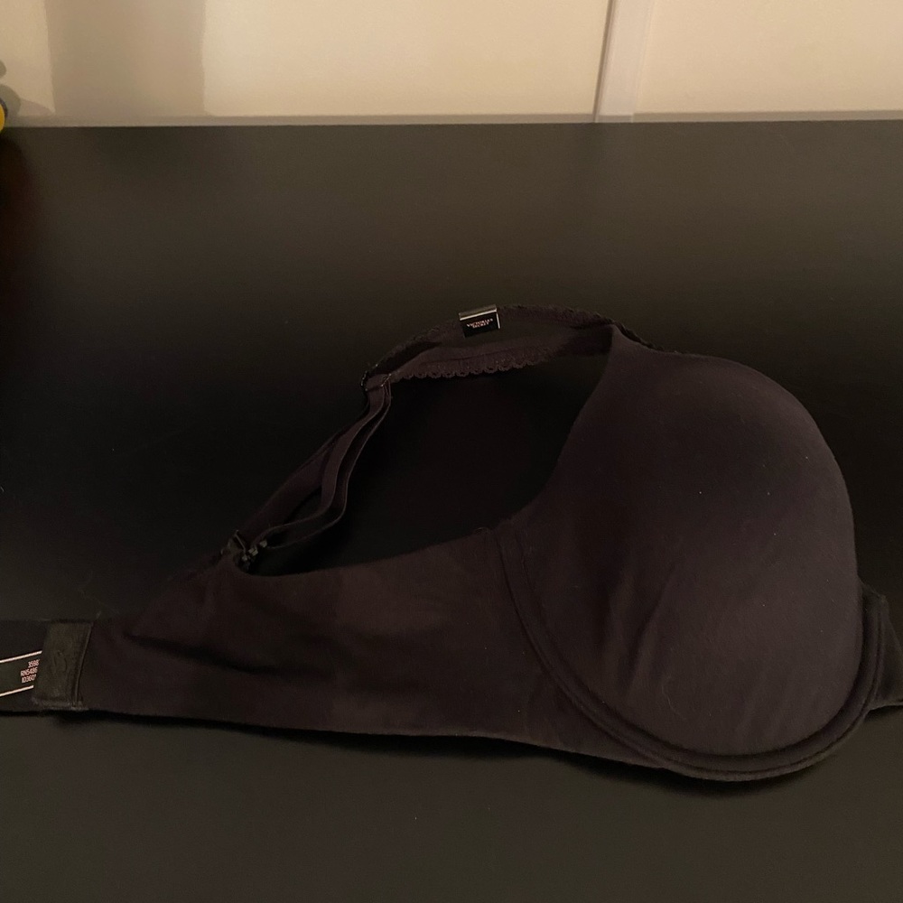 NWT Victoria’s Secret body by Victoria 36D perfect coverage